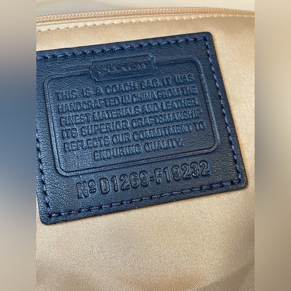 STUNNING BLUE and Khaki Coach Like New Penelope Signature Sateen Shoulder Bag - Picture 9 of 16